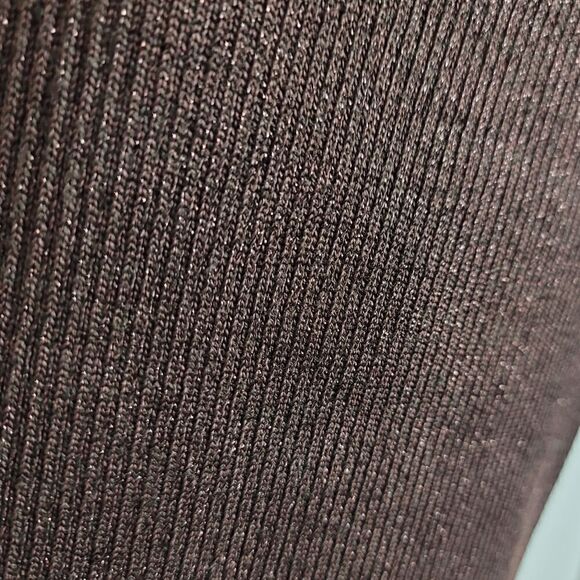 CABLE & GAUGE Silk Blend Top - Picture 5 of 7